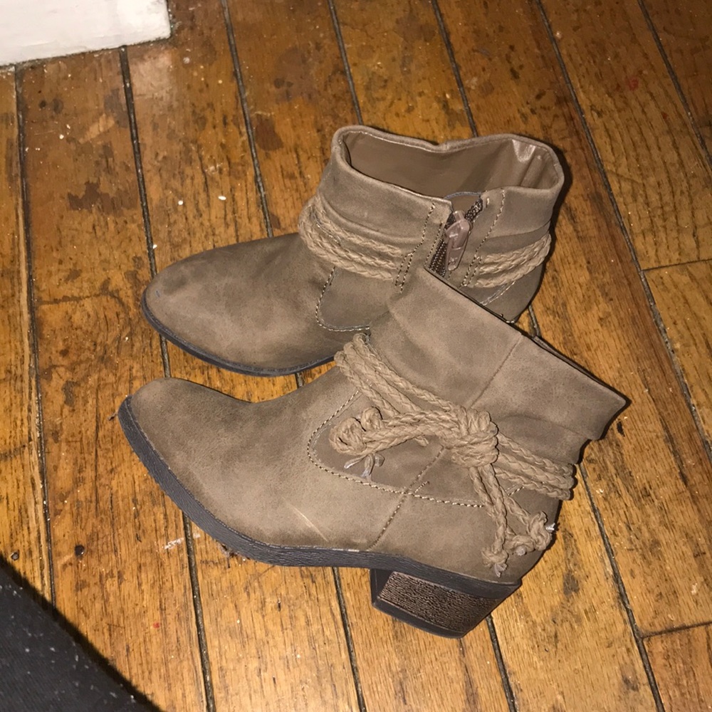 Little girl boots